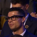 ronaldo mang kính rayban meta